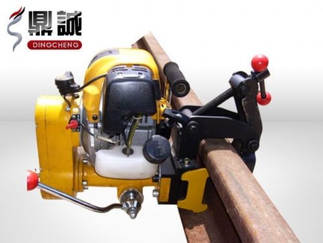 點擊查看詳細信息<br>標題：內(nèi)燃鋼軌鉆孔機 閱讀次數(shù)：4645