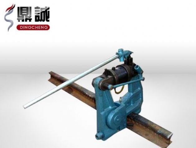 點(diǎn)擊查看詳細(xì)信息<br>標(biāo)題：液壓鋼軌擠孔機(jī) 閱讀次數(shù)：4321